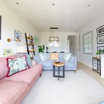 Bright & Stylish 1Bd Flat - Wandsworth Town