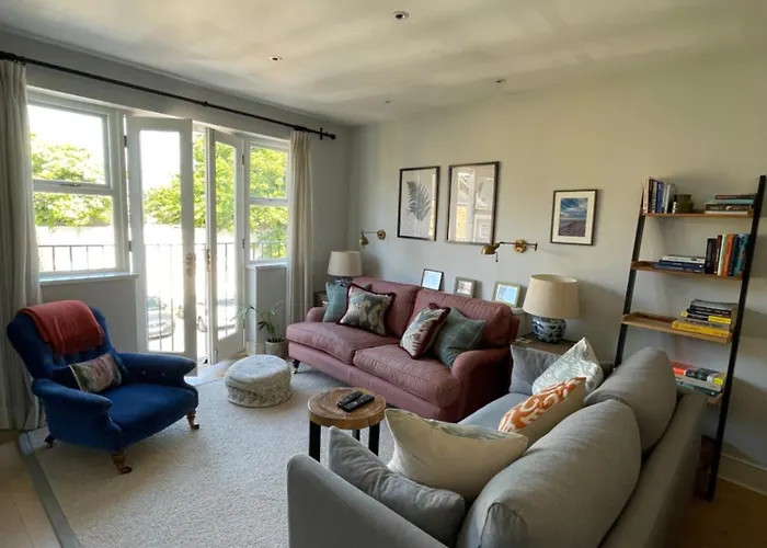 Bright & Stylish 1Bd Flat - Wandsworth Town
