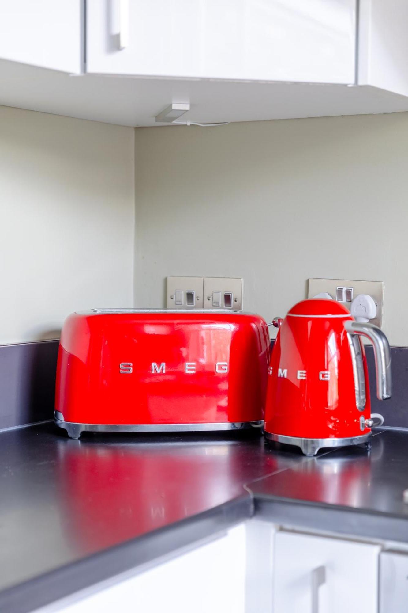 Bright & Stylish 1bd Flat - Wandsworth Town *
