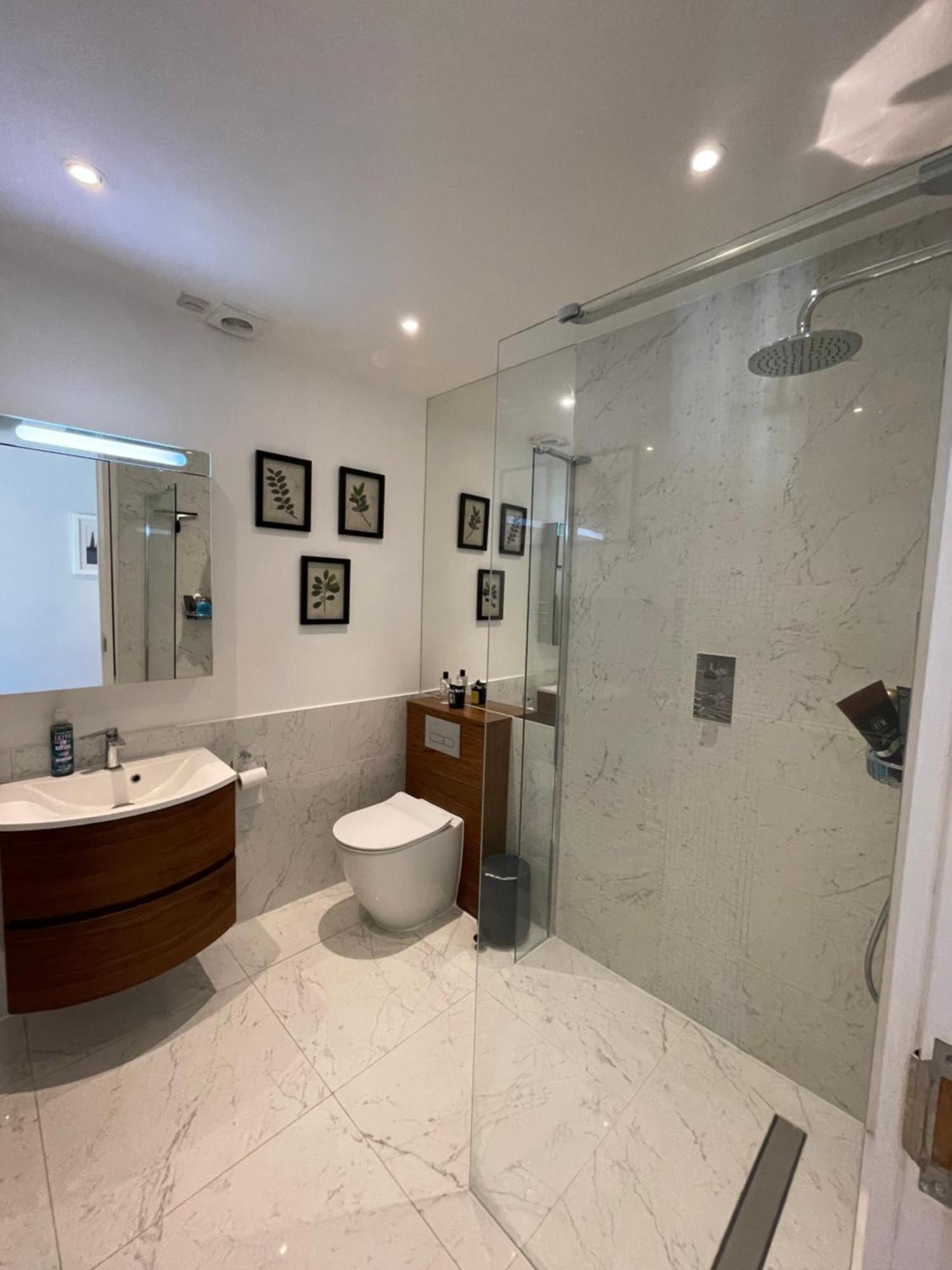 Bright & Stylish 1bd Flat - Wandsworth Town * Londra